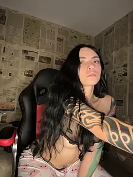 i_am_nina_'s Live XXX Chat