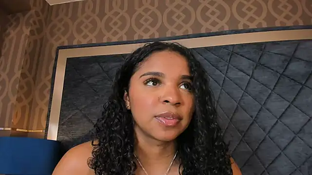 LisaMendezn Live XXX chat