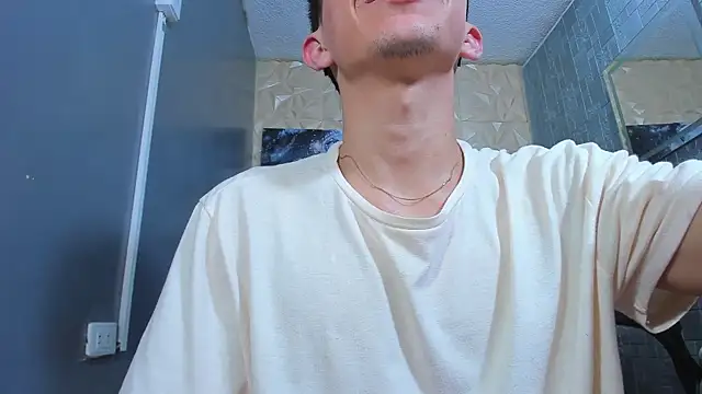 ElanGiraldo Chat XXX in diretta