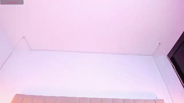 escar_let's Live XXX Chat