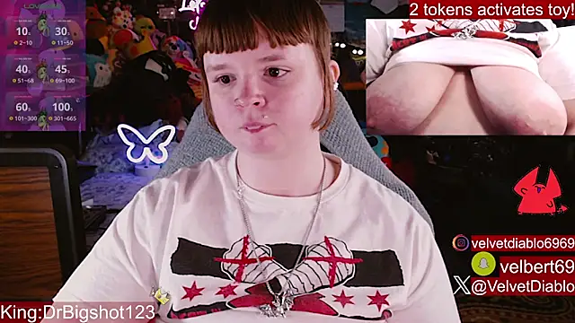 VelvetDiablo Show in webcam