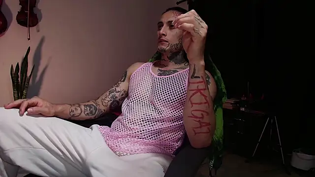 Ryuk_it – Naživo XXX chat