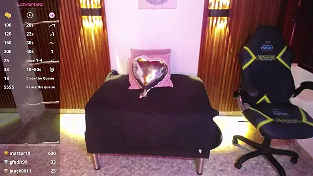 دردشة eliana_meaw الجنسية المباشرة