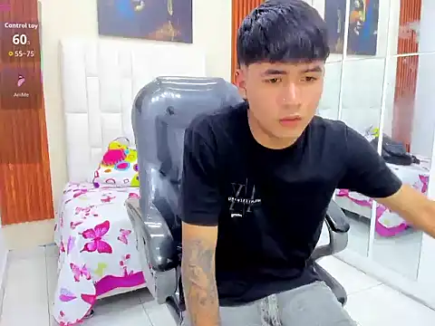 Thiago_collinss live XXX chat