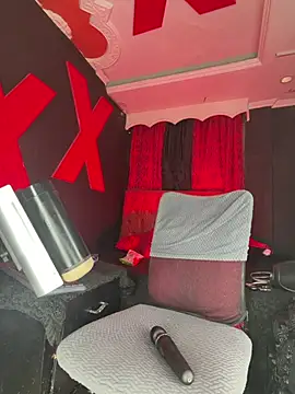 abrilbigcock Show in webcam