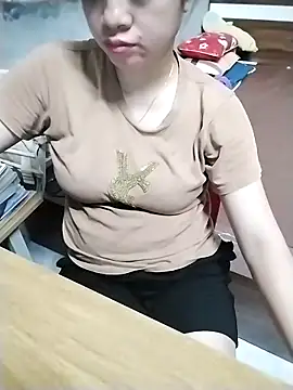Girl_lovebaby 网络视讯表演