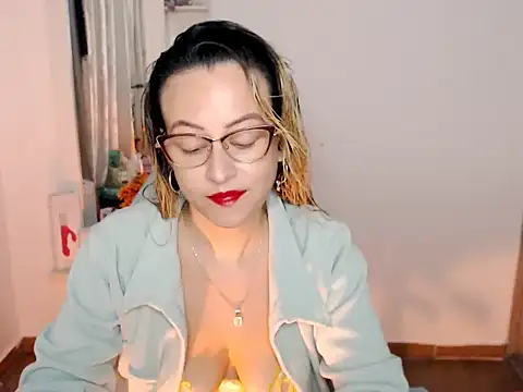 BOREAL_MOON Chat XXX in diretta