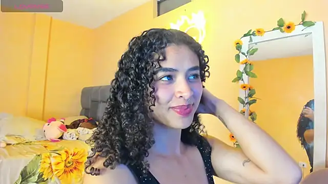 Keniia_rizz Adlı Modelin Canlı XXX Sohbeti