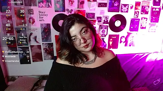 Roxy_f_w's Webcam Show