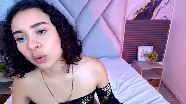 HemmaStar Live XXX Chat