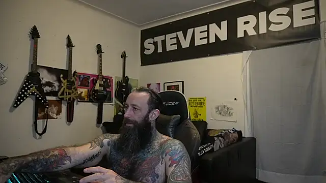 โชว์เว็บแคมของ StevenRiseNYC