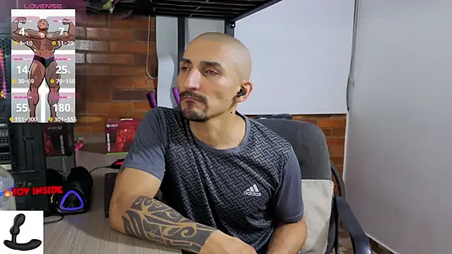 Show de Marck_Muscle na webcam