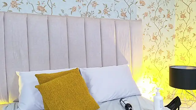 Lexxi_gb Adlı Modelin Canlı XXX Sohbeti