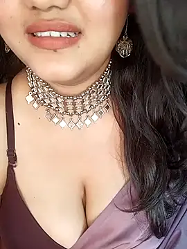 Riya_Stream01 Chat XXX in diretta