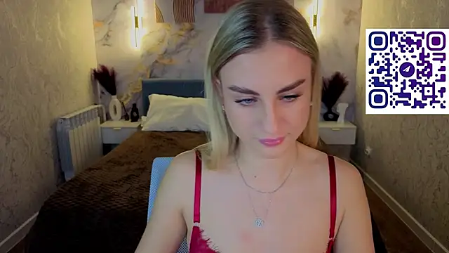 Silen_Tori Adlı Modelin Canlı XXX Sohbeti