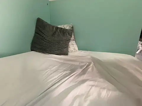 Rebeu_77 网络视讯表演