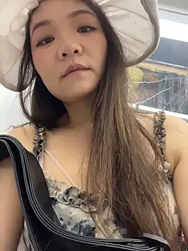 xiaochengzi505 即時 XXX 聊天