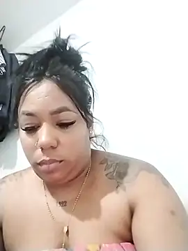emma_purple_'s Live XXX Chat