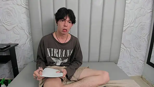 Czat XXX na żywo – NoahEclipse_