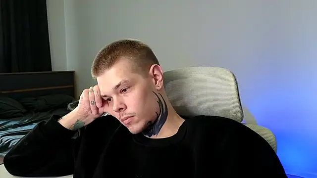 DENIS_HERE Live XXX-chat