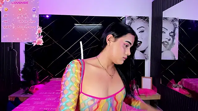 Skarleth_queen élő XXX-chatje