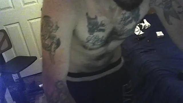 Johnny1991Bluntn Webbikameraesitys