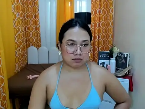 Chatroom XXX en direct de BigCockLexie