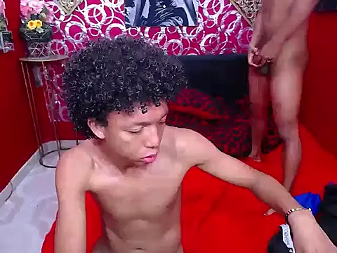 PEINBOYS Adlı Modelin Web Kamerası Şovu