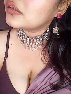 Riya_Stream01 即時 XXX 聊天