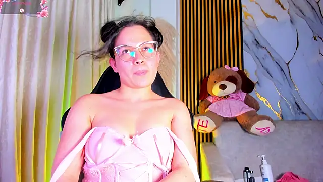 alejagarcia_'s Live XXX Chat