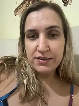 Show de Bia_sexynovaes na webcam