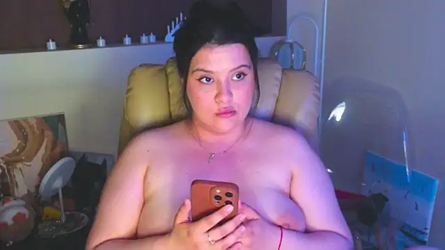 Malika_uAngel Adlı Modelin Canlı XXX Sohbeti