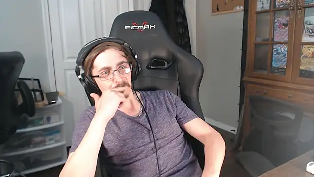 CasuallyCorrupt webkamerás műsora