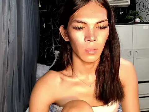 GORGEOUS_CARMEE's Webcam Show