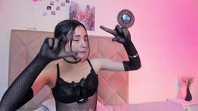 Chat +18 de Chloe_Miller_2 ao vivo
