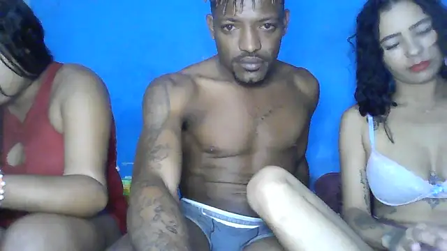 thasmyni's Live XXX Chat