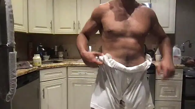 BigGuyMuscle: διαδικτυακό σόου στην κάμερα