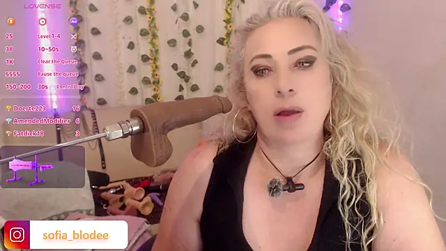 sofiacurvy_45 élő XXX-chatje