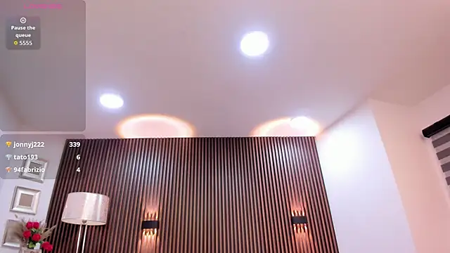 NathalyForest 即時 XXX 聊天