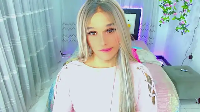 TaylorMon's Webcam Show