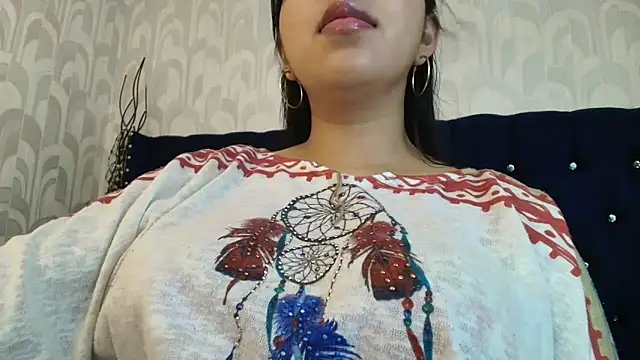 Chat +18 de CarolineBrunx ao vivo