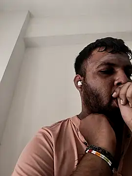 vinay_smalldickのライブXXXチャット