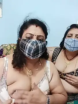 Kannadasexywifes' Webcam Show