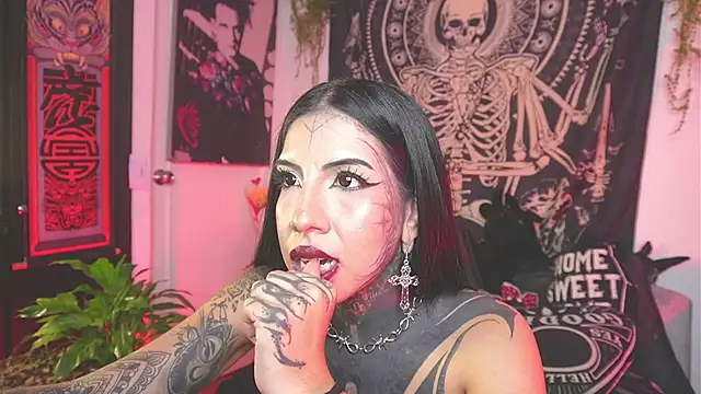Dalia_Vorhees' Live XXX Chat