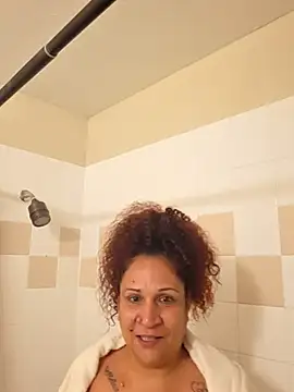 ladycreamypr2's Live XXX Chat