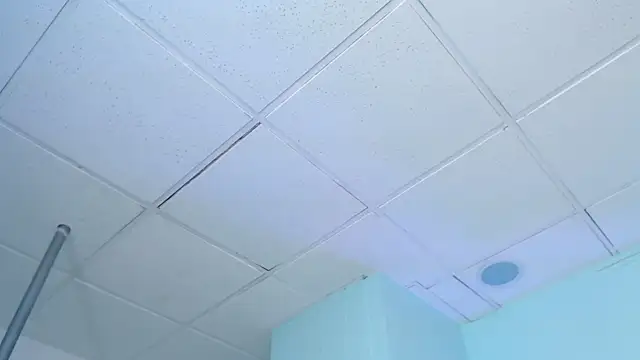 Онлайн чат XXX Emerald_gh