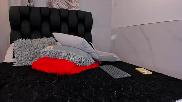 Chat XXX en directo de miss_hellen2