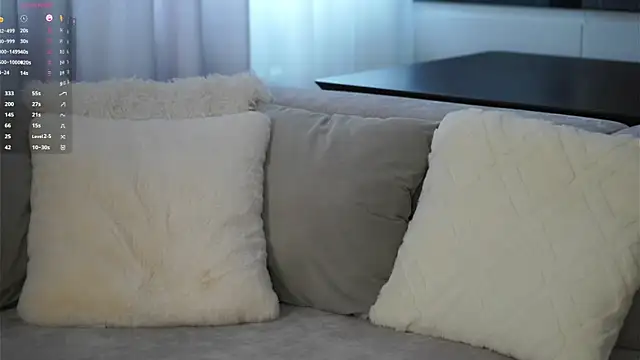 UlrikeStillwell Chat XXX in diretta