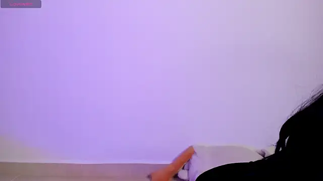 Luna-Chann Adlı Modelin Canlı XXX Sohbeti