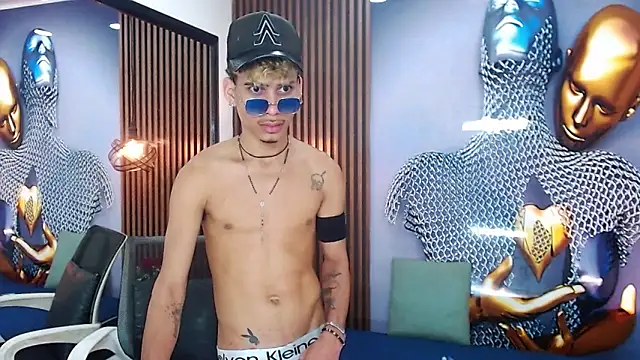 Chat XXX Live Skinny_cute_Alyer